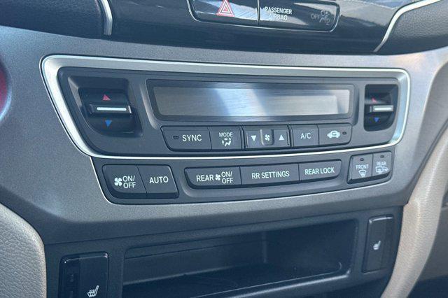 used 2020 Honda Pilot car, priced at $18,996