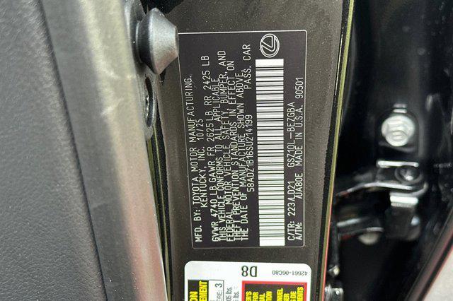 new 2025 Lexus ES 350 car, priced at $45,190