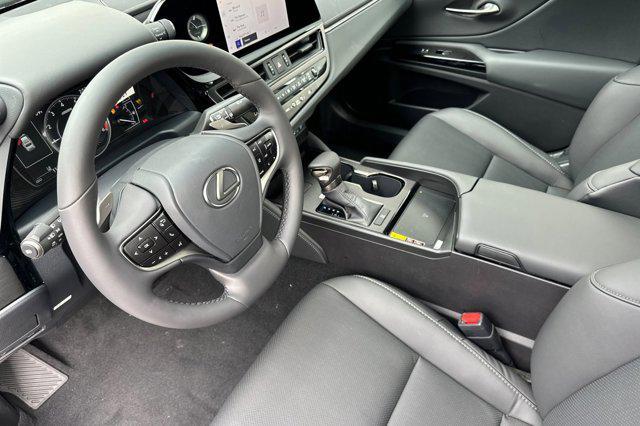 new 2025 Lexus ES 350 car, priced at $45,190