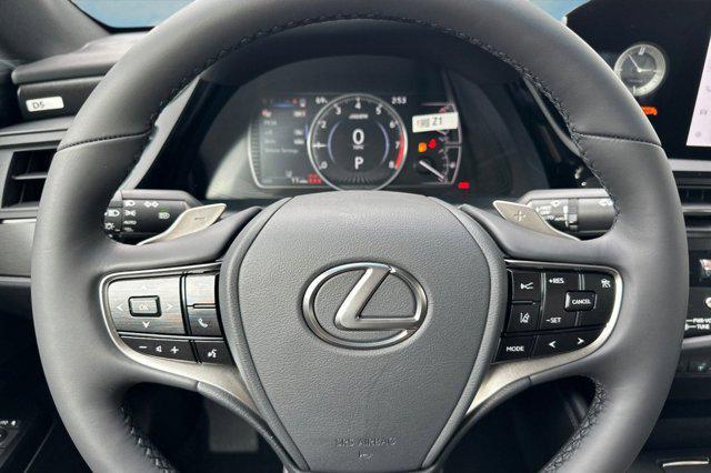 new 2025 Lexus ES 350 car, priced at $45,190