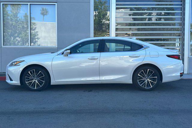 used 2025 Lexus ES 300h car, priced at $44,998