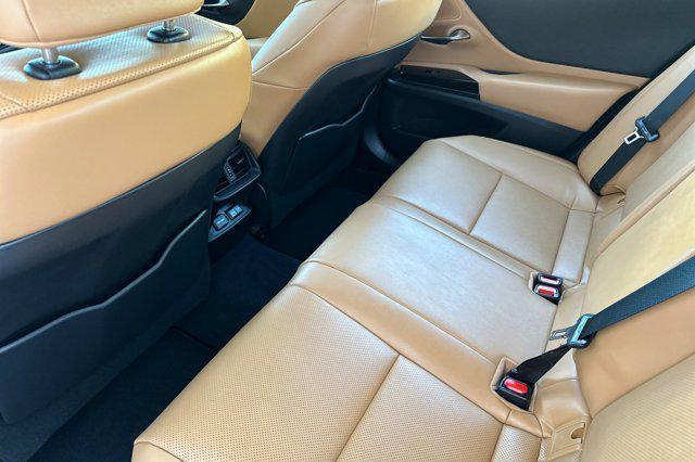 used 2025 Lexus ES 300h car, priced at $44,998