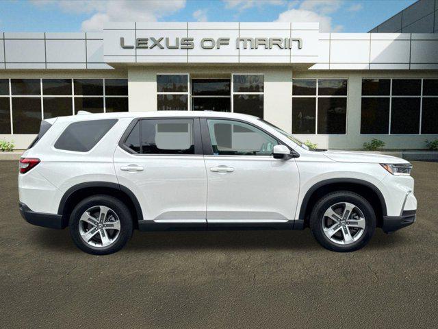used 2023 Honda Pilot car, priced at $38,996