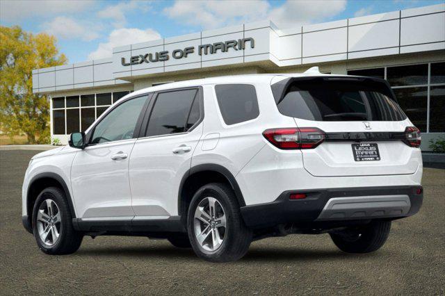 used 2023 Honda Pilot car, priced at $37,996