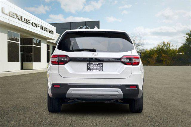 used 2023 Honda Pilot car, priced at $37,996