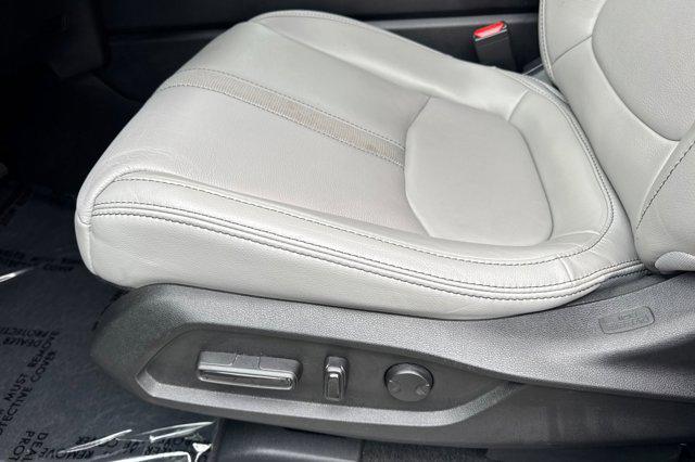 used 2023 Honda Pilot car, priced at $38,996