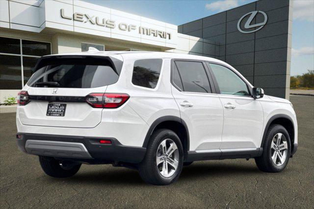 used 2023 Honda Pilot car, priced at $37,996