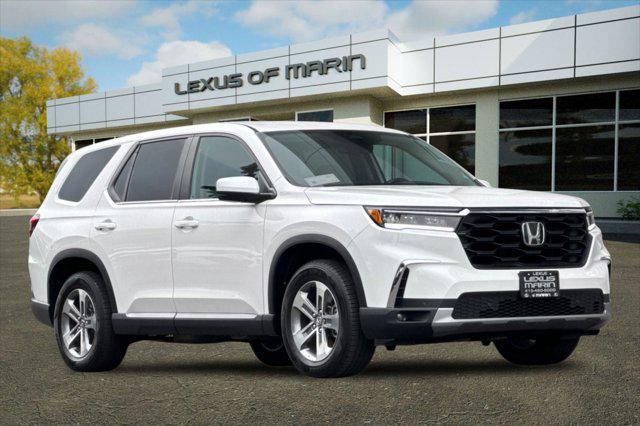 used 2023 Honda Pilot car, priced at $37,996