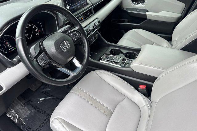 used 2023 Honda Pilot car, priced at $38,996