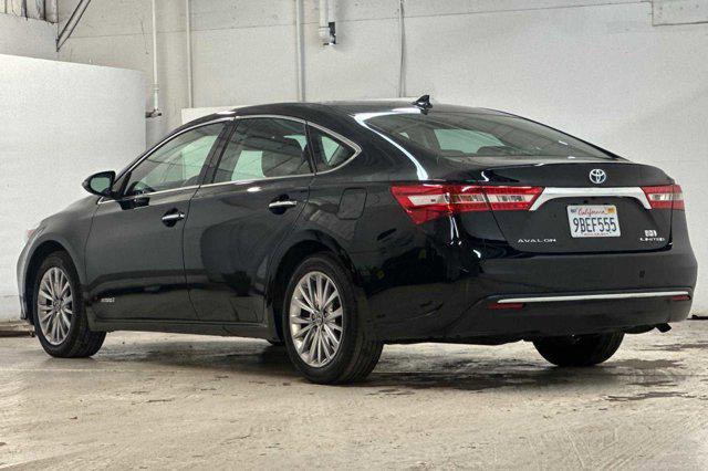 used 2018 Toyota Avalon Hybrid car, priced at $25,998