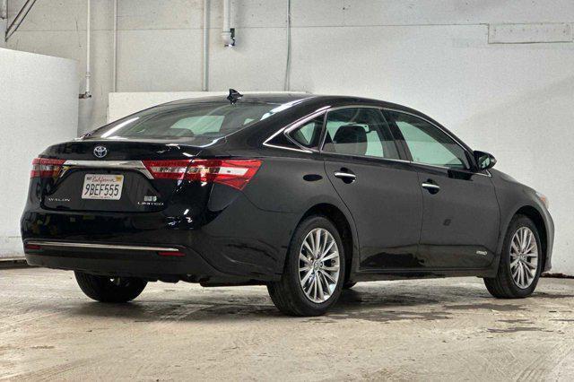 used 2018 Toyota Avalon Hybrid car, priced at $25,998