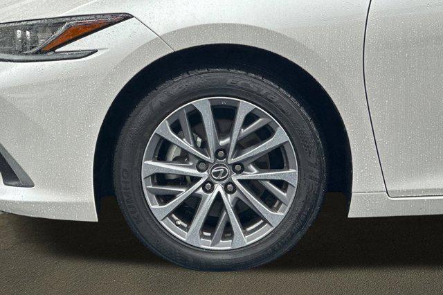 used 2022 Lexus ES 350 car, priced at $31,496