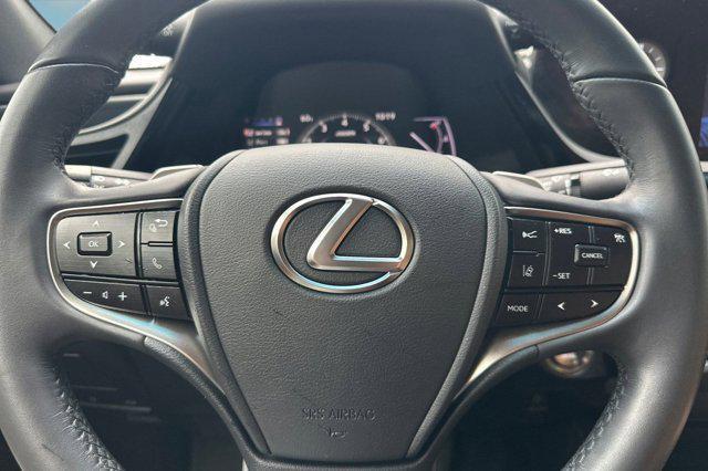 used 2022 Lexus ES 350 car, priced at $31,496