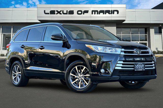 used 2018 Toyota Highlander car, priced at $24,999