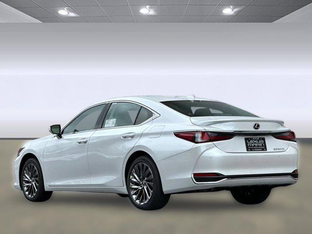 new 2025 Lexus ES 300h car, priced at $54,700