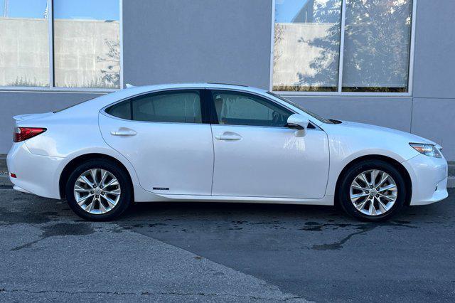 used 2013 Lexus ES 300h car, priced at $17,598