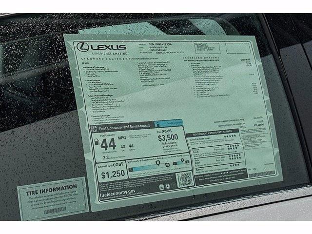 new 2024 Lexus ES 300h car, priced at $48,462