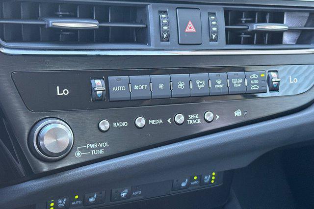 new 2025 Lexus ES 350 car, priced at $48,194