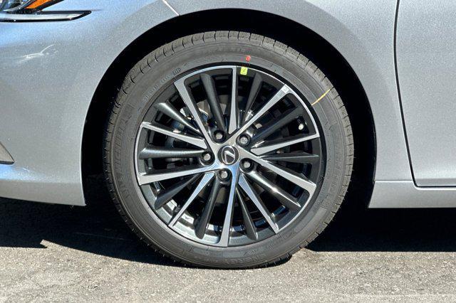 new 2025 Lexus ES 350 car, priced at $48,194