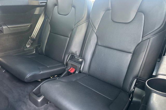 used 2018 Volvo XC90 Hybrid car, priced at $27,497