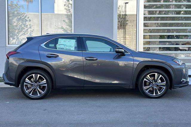 new 2025 Lexus UX 300h car, priced at $40,115