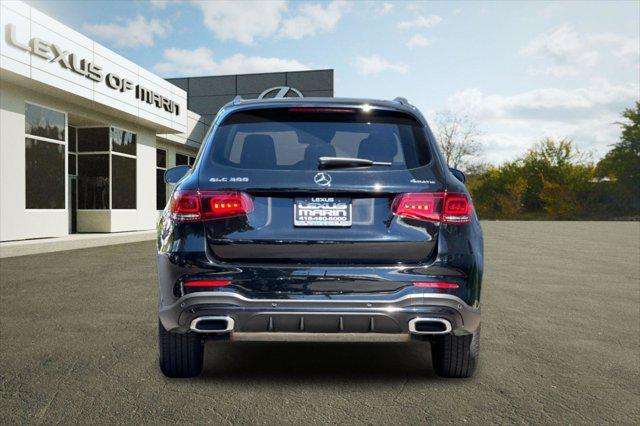 used 2022 Mercedes-Benz GLC 300 car, priced at $30,996