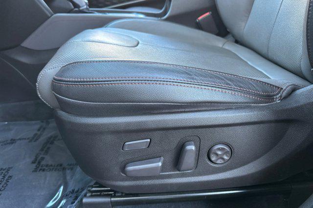 used 2019 Hyundai Santa Fe car, priced at $19,996