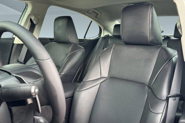 new 2025 Lexus ES 300h car, priced at $47,315