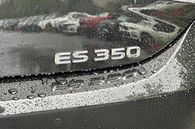 new 2025 Lexus ES 350 car, priced at $47,444