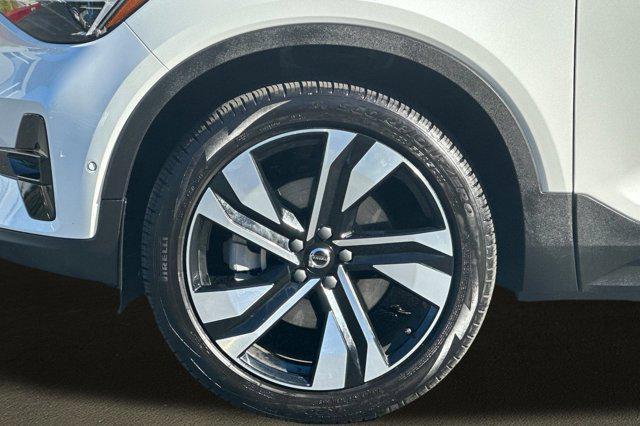 used 2024 Volvo XC40 car, priced at $34,498