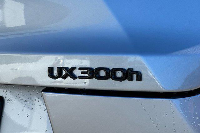 new 2025 Lexus UX 300h car, priced at $41,923