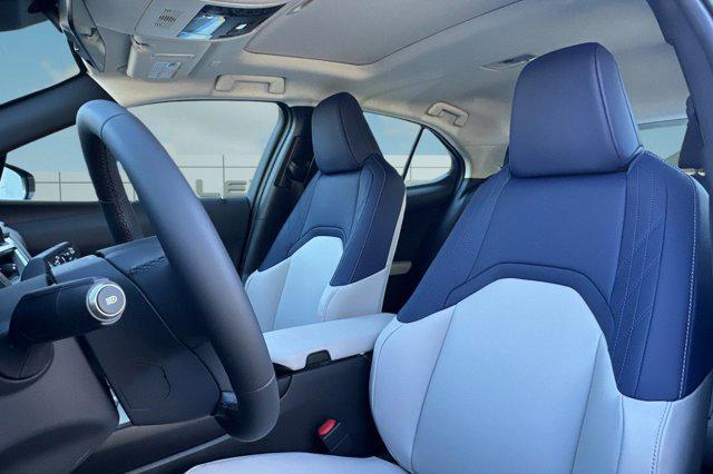 new 2025 Lexus UX 300h car, priced at $41,923