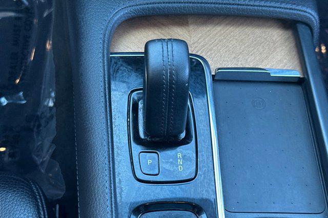 used 2021 Volvo XC90 Recharge Plug-In Hybrid car, priced at $31,997