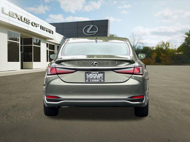 new 2025 Lexus ES 300h car, priced at $47,834