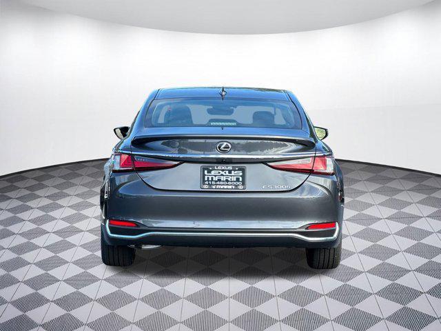 new 2025 Lexus ES 300h car, priced at $53,405
