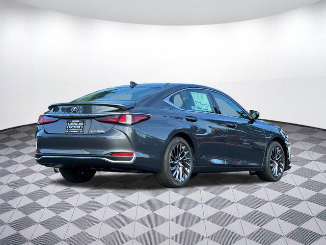 new 2025 Lexus ES 300h car, priced at $53,405