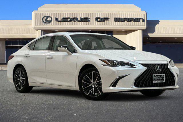 new 2025 Lexus ES 300h car, priced at $47,561