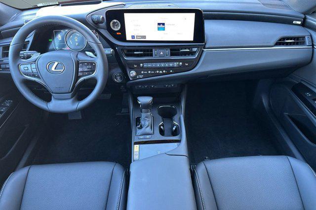 new 2025 Lexus ES 300h car, priced at $48,475