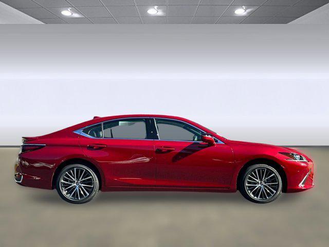 new 2025 Lexus ES 300h car, priced at $48,475