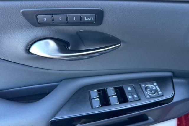 new 2025 Lexus ES 300h car, priced at $48,475