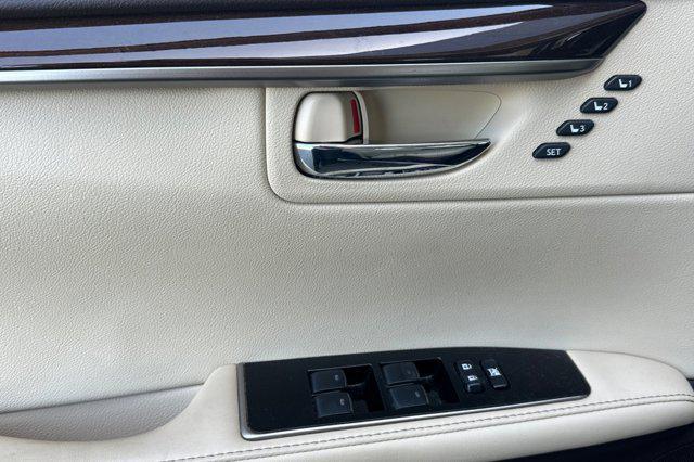 used 2016 Lexus ES 350 car, priced at $22,999