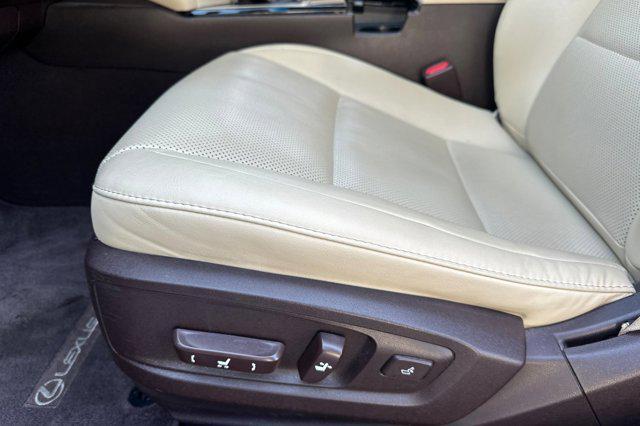 used 2016 Lexus ES 350 car, priced at $22,999