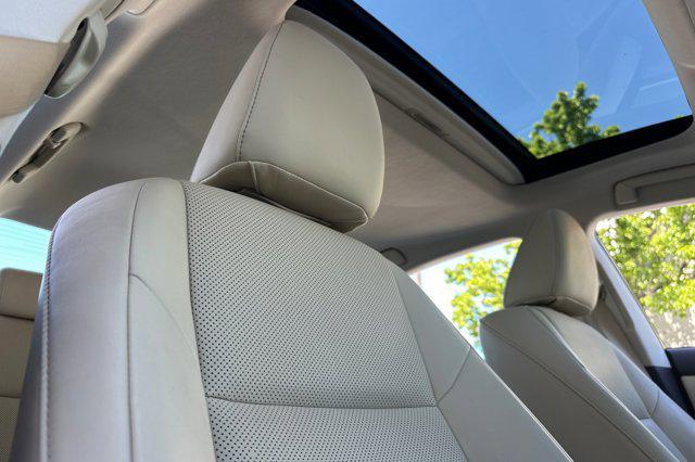 used 2016 Lexus ES 350 car, priced at $22,999