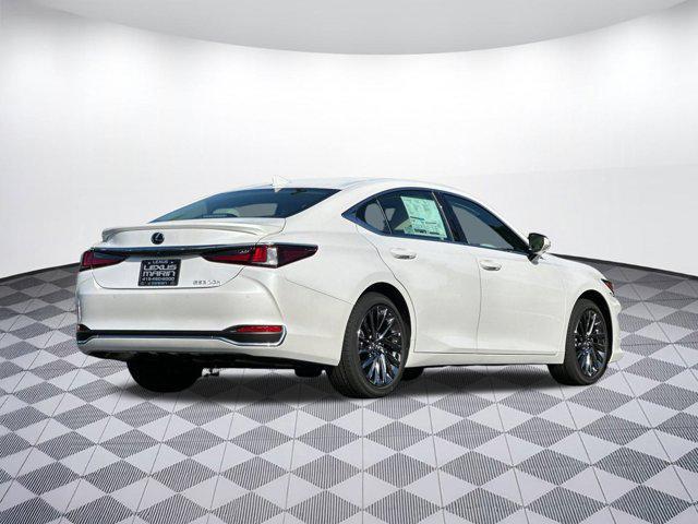 new 2025 Lexus ES 300h car, priced at $53,405