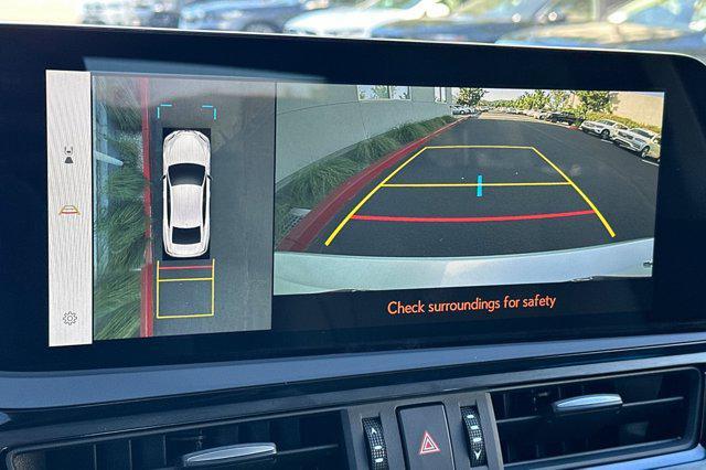 new 2025 Lexus ES 300h car, priced at $53,405