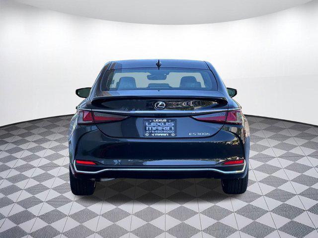 new 2025 Lexus ES 300h car, priced at $48,065