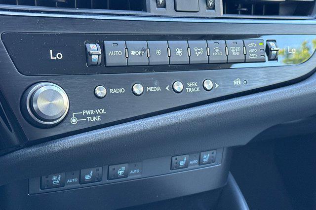 new 2025 Lexus ES 300h car, priced at $48,065