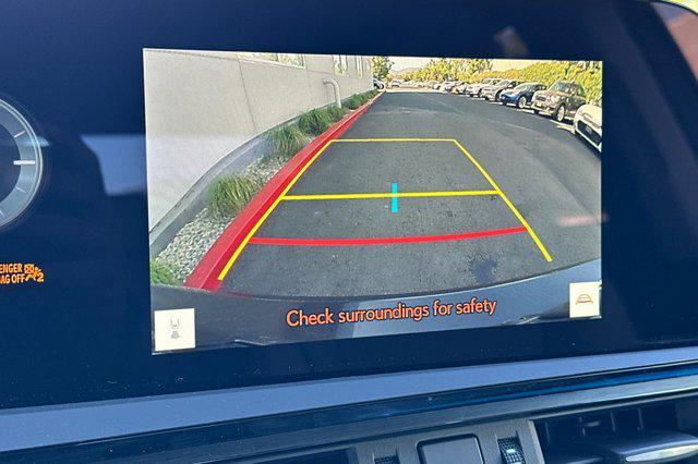 new 2025 Lexus ES 300h car, priced at $48,065