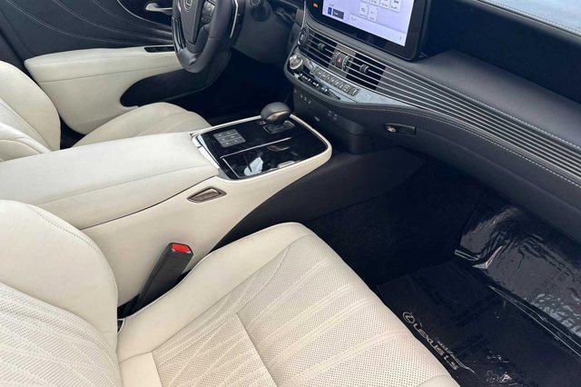 new 2024 Lexus LS 500 car, priced at $94,269