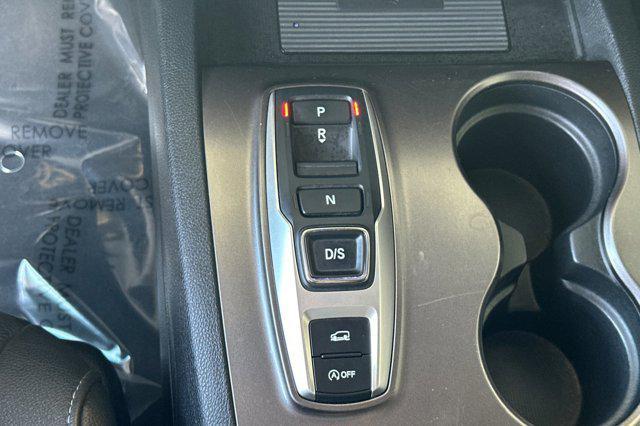 used 2021 Honda Pilot car, priced at $26,997